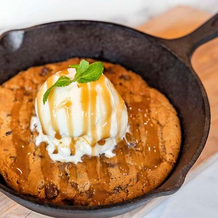 Cambria Hotel Calabasas - Malibu 외부 사진